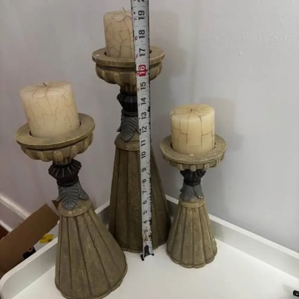 Candle holder
